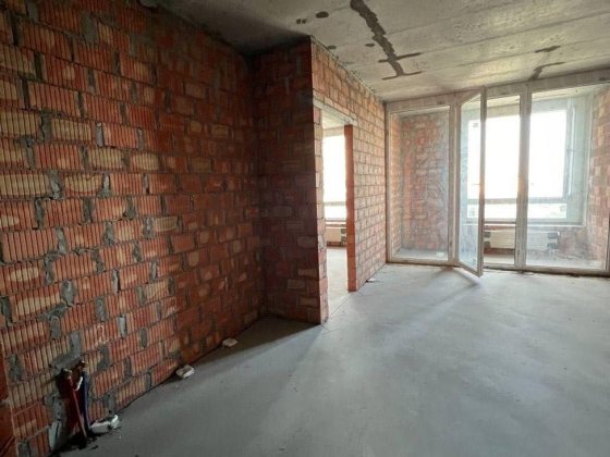 Продаж 1-к 50 м2 ЖК Славутич генератор метро 2 хв вул Зарічна комфорт Київ