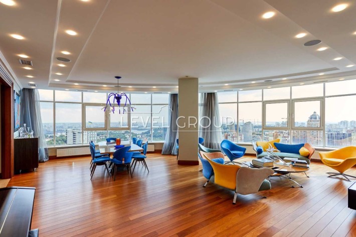 VIP-апартаменти 6кім 280м2 ЦЕНТР Печерськ, Князів Острозьких 46/2 - фото 1