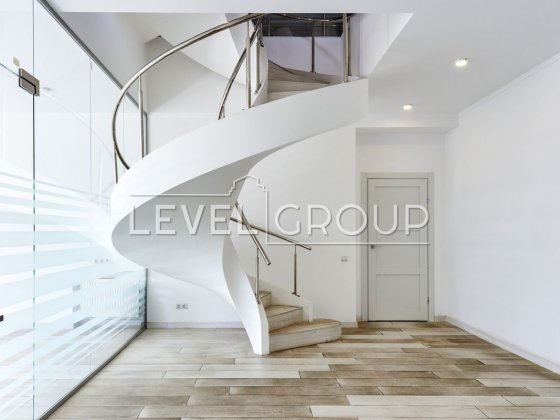 Пентхаус 400 кв.м. Історичний центр Хрещатик