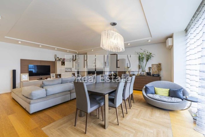 Продаж квартири 180м2 вул Ділова 2 Печерськ Центр - фото 1