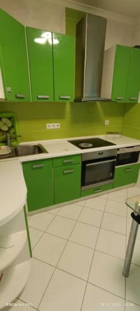 Продаж 2 кімнатної квартири, вул. Милославська 2, дворівнева - фото 1