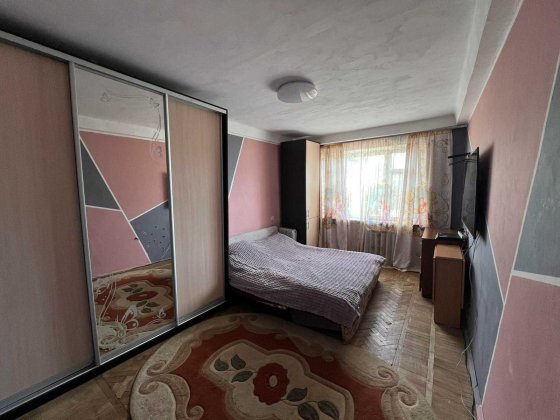 Продам 1-у квартиру Киев