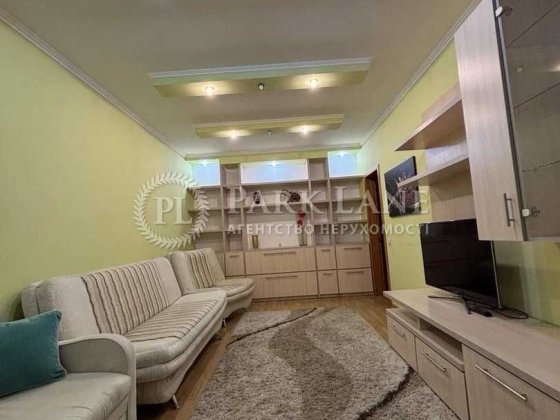 Продаж 3к квартири Ахматової 16в Дарницький р-н м.Позняки Киев