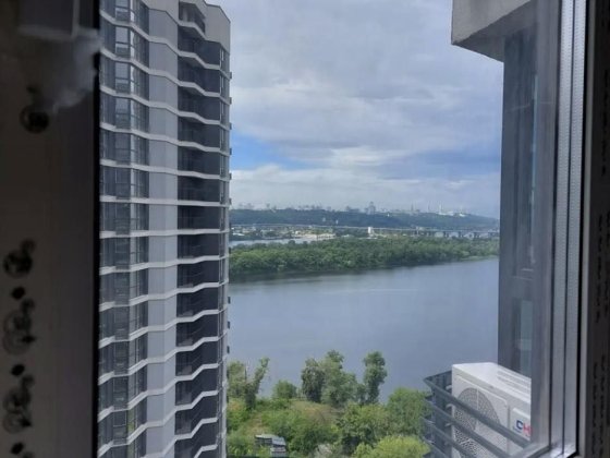 Продаж видова 1-к на Дніпро ЖК Зарічний перша лінія Славутич 5 хв Киев