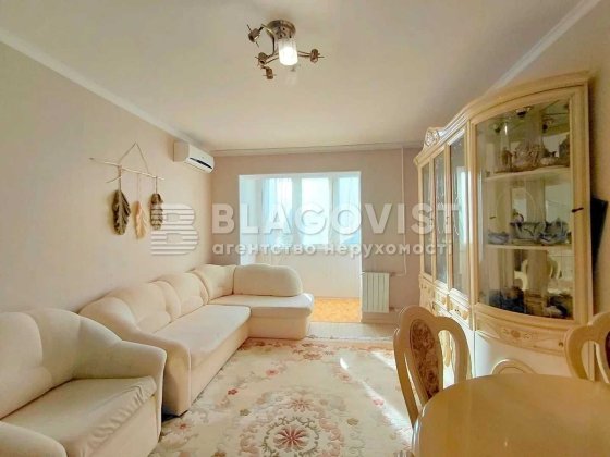 Продаж 3К квартири ст.м. Оболонь 3хв. Киев