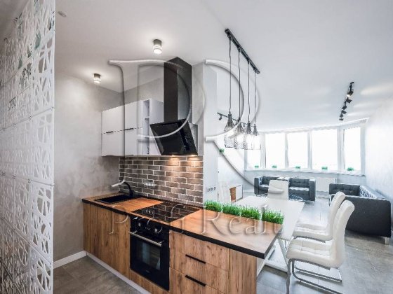 Продається 3к кв м. Осокорки, Дарницький р-н, вул. Чавдар Єлизавети 13 Київ