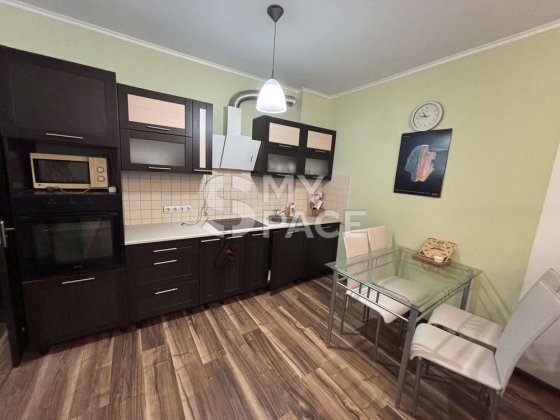 ЖК Київська Венеція, пр-т Соборності, 30 Лівобережна 5хв правий берег Киев