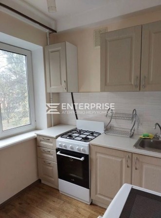 Продаж 1к. квартири метро Чернігівська, вул.Братиславська - фото 1