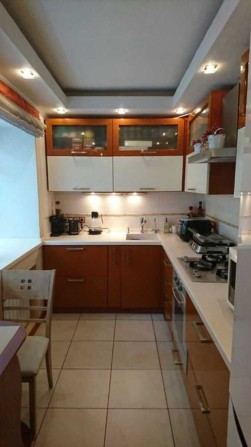 Простора 3-кв. Русанівська набережна, 22 Лівобережна, 10-хв. - фото 1