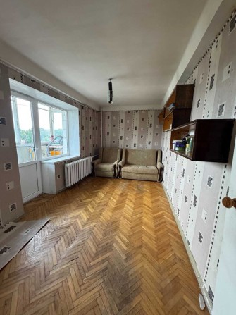 Продаж квартири біля Голосіївського парку. Пішки дві станції метро. - фото 1