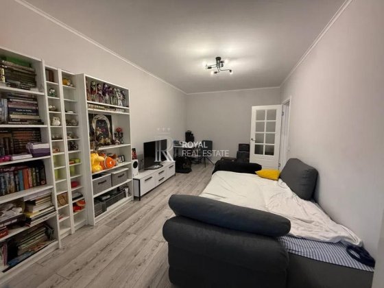 Продаж квартири Київ 2к 53м2 Троєщина пр-т Червоної Калини Деснянський Київ