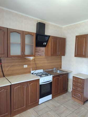 Продам 1 квартиру вул Метрологічна 58 ,ЖК Кришталеві Джерела - фото 1