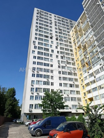 Продаж 1к квартири у Голосіївському районі - фото 1