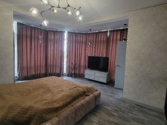 Продаж 2-кімнатна ЖК Єнісейська Садиба  м.Деміївська Київ