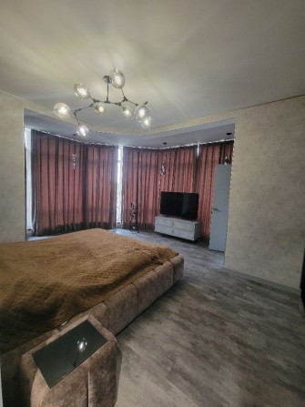 Продаж 2-кімнатна ЖК Єнісейська Садиба  м.Деміївська - фото 1