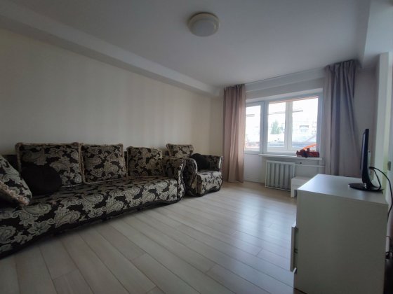 Продаж 1-к. квартири з ремонтом, Жилянська/Олімпійська/Палац Спорту Київ