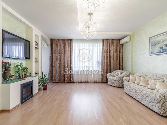 Квартира, 4к. Гарний стан, меблі. ЖК «Оазис», Івасюка, 4, Оболонь Киев