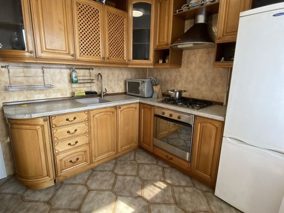 Оболонская пл.1 метро Оболонь Дрим Таун Мінская Київ