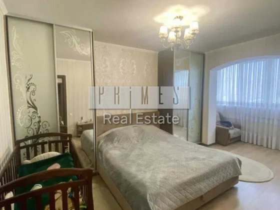 Продаж квартири 86м2 Княжий Затон торг Киев