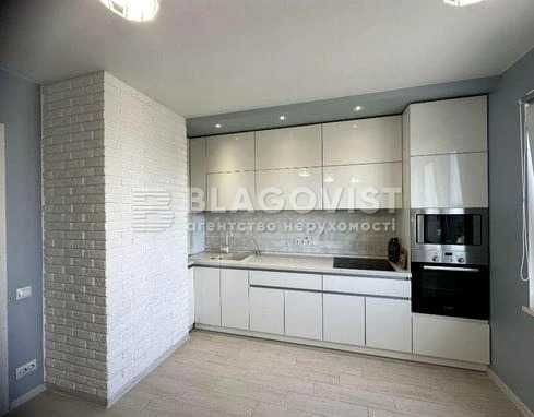 Продається 3 кімнатна квартира на ДВРЗ - фото 1