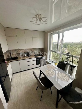 Паркові озера Автограф Воскресенська Жмаченко Дарниця - фото 1