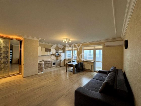 ЖК Кристал-Оболонь, 3к квартира 108м.кв. м. Героїв Дніпра Івасюка 53Б Київ