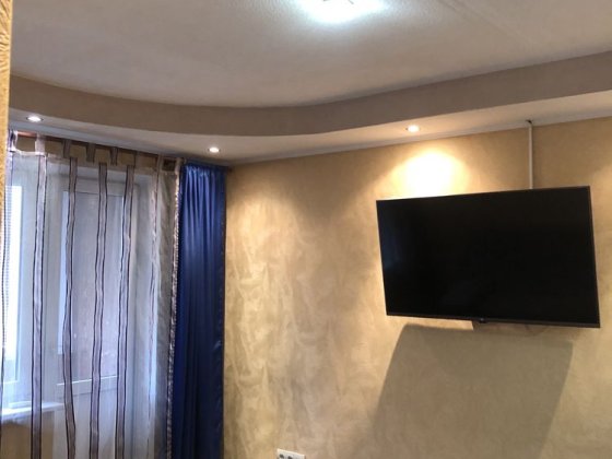 БульварВерховної Ради. м.Дарниця/Чернігівська12 хв.Дарницька пл-10 хв.