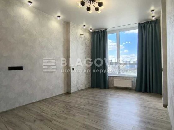 З ремонтом ЖК  "Svitlo Park" пору метро 5 хв Киев