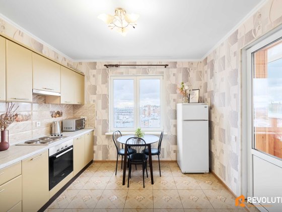 Без%. єВідновлення. Продаж квартири з ремонтом, Здановської 85 Іподром Київ