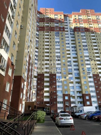 3к, 1200/м2, новий ЖК, з ремонтом, м. Деміївська, центр 5 хв. - фото 1