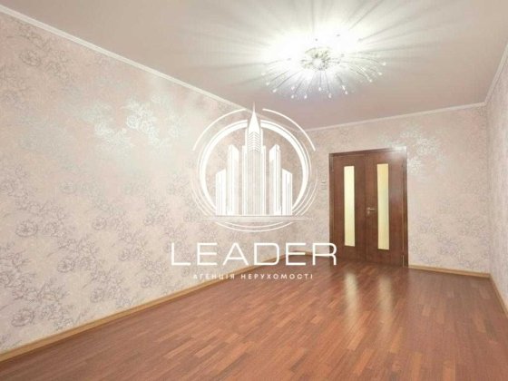 3 к. 91 м2, Урлівська, 36, м. Осокорки. Позняки, ТРЦ River Mall Київ