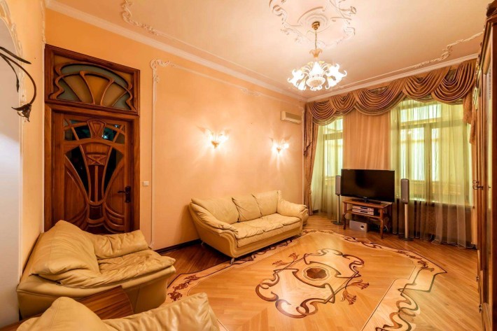 Продаж 3-к квартири   Гетьмана Павла Скоропадського23, Шевченківський район - фото 1