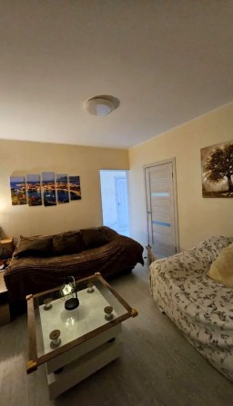 Продаж 3-к квартири вул. Ревуцького 44 - фото 1