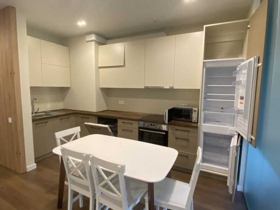 Продаж 2-кімнатної квартири з ремонтом у ЖК «Новопечерська Вежа» Київ