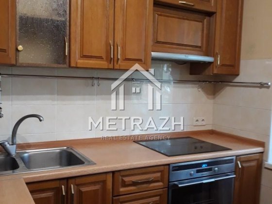 Оболонь: Ваша 2-кімнатна мрія біля метро та пляжу! Киев