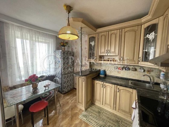 Продаж 3к квартири Оноре де Бальзака 80 Деснянський р-н Киев