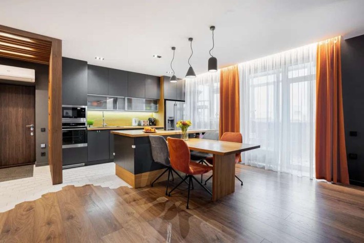 Продаж 4-к квартири вул. Сергія Данченка 14а - фото 1