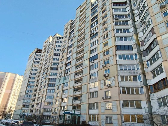 Продаж 3к квартири, вул. Вишняківська, 13-Б, Дарницький район