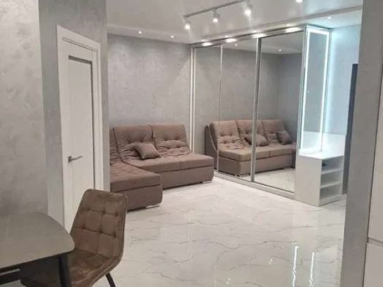 Продаж 1-к квартири Харківське шосе 190 Київ