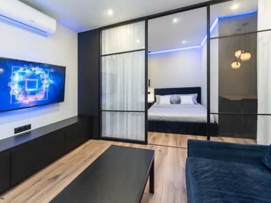 Продаж 1-к квартири вул. Гарматна 38б Київ