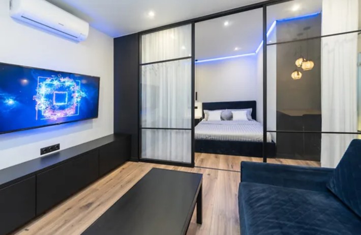 Продаж 1-к квартири вул. Гарматна 38б - фото 1