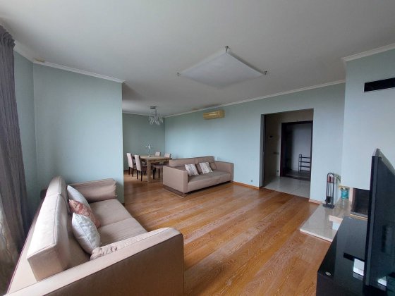 Продаж Лобановського 126г Ціна 200 у.о. Київ