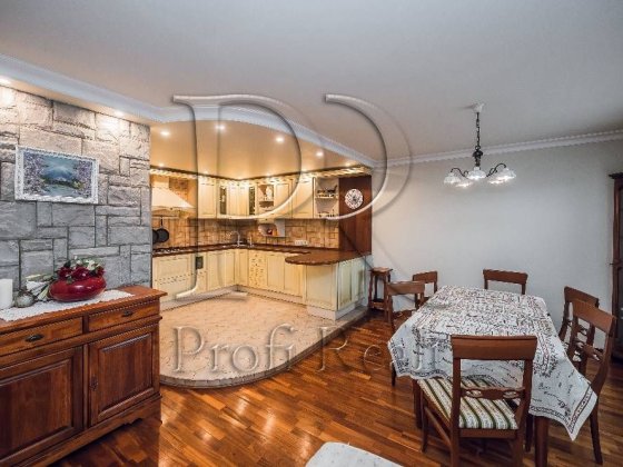 Продаж 2 рівневої квартири, Позняки, Драгоманова 17/Осокорки Київ