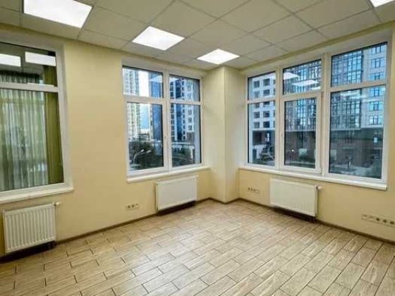 Продається 3К видова 125м2 в ЖК "Новопечерські Липки",А.Верхогляда, 15 Киев