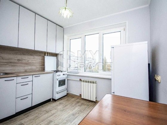 Тичини, 3 к, 60м., Березняки, Тельбін, Лівобережна, Русанівка Киев