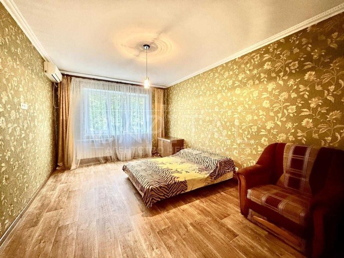 Продаж / Квартира / 97 м2 / Оболонський район / вул. Північна, 54 - фото 1