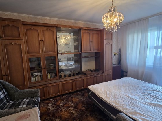 Ревуцького 11а, м. Харківська Киев