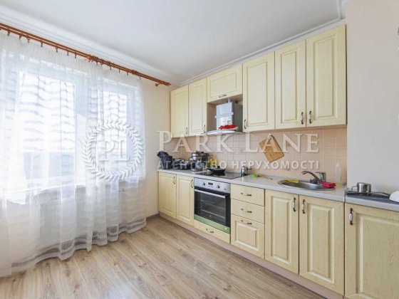 Голосіївський 2 кімнатна з ремонтом Глушкова Теремки Іподром