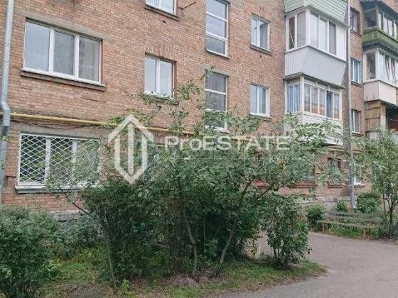 2-х кімнатна  вул. Василя Вишиваного 2 Киев