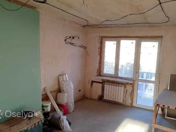 1 кімнатна тепла квартира вторичка Воскресенка Чорних Запорожців 13 Київ